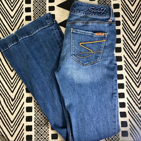 🔥EUC🌈 Seven7 Sexy Flare Distressed Jeans Seven 7 - Picture 3 of 8